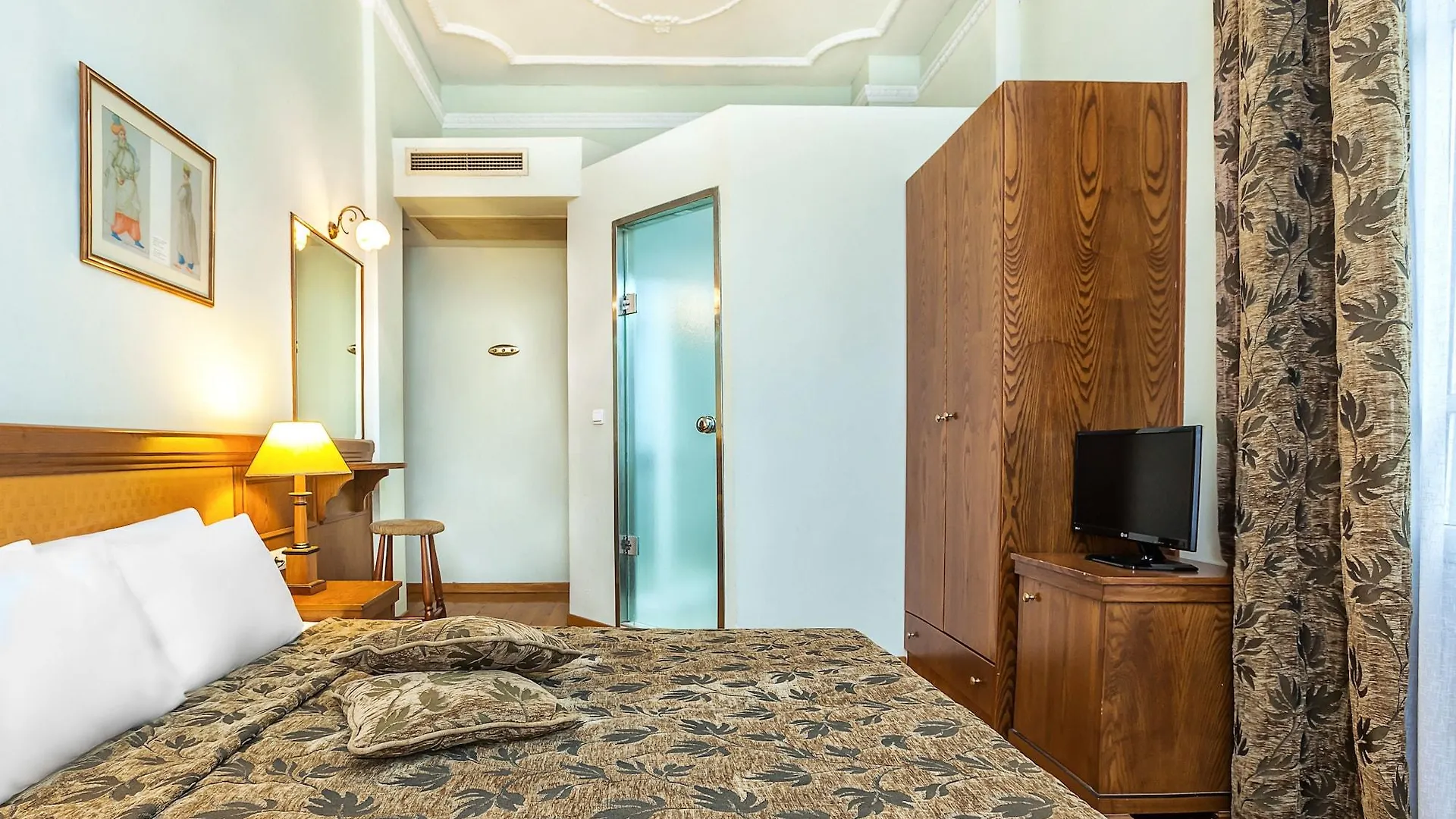 Minerva Premier Hotel Thessaloniki 4*,  Greece